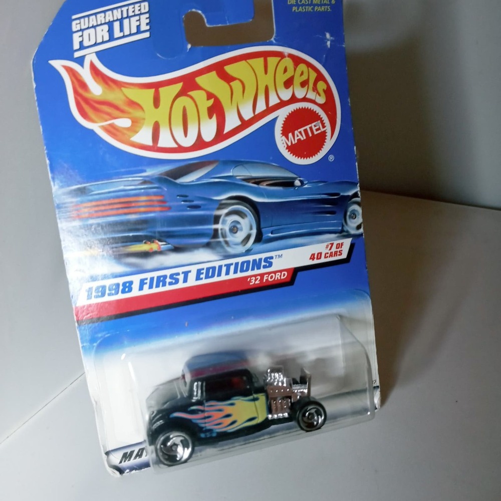 New Sealed Hot Wheels '32 Ford 1998 in Black from 1998 First Editions Series